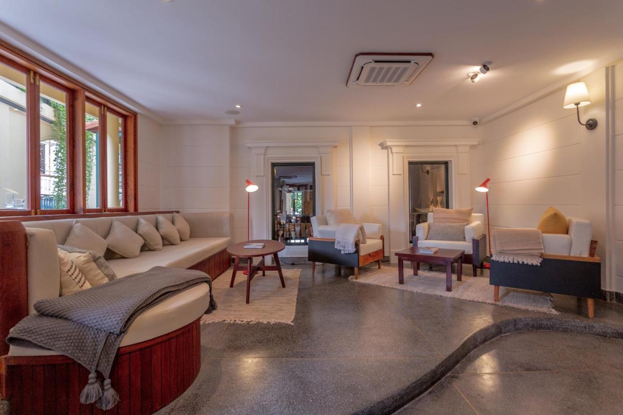 La Chronique Hotel Phnom Penh Eksteriør billede