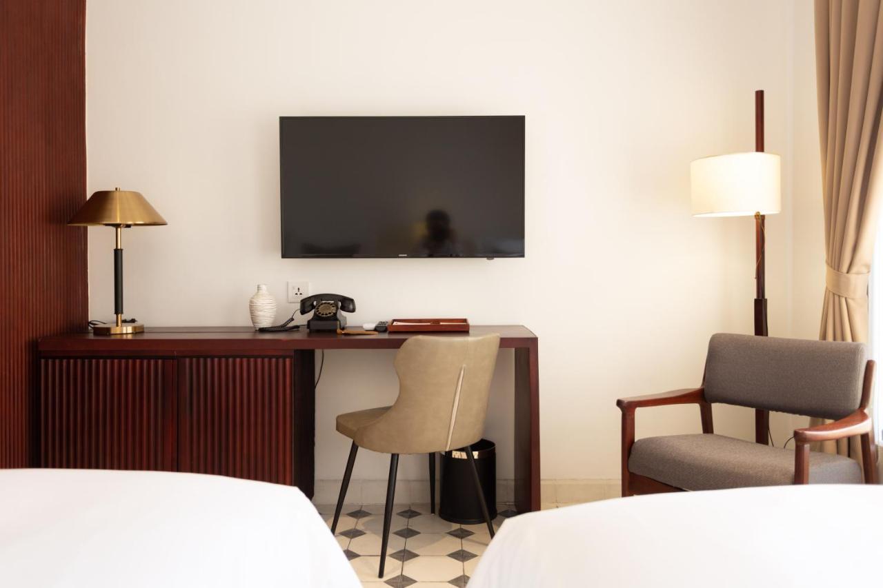La Chronique Hotel Phnom Penh Eksteriør billede